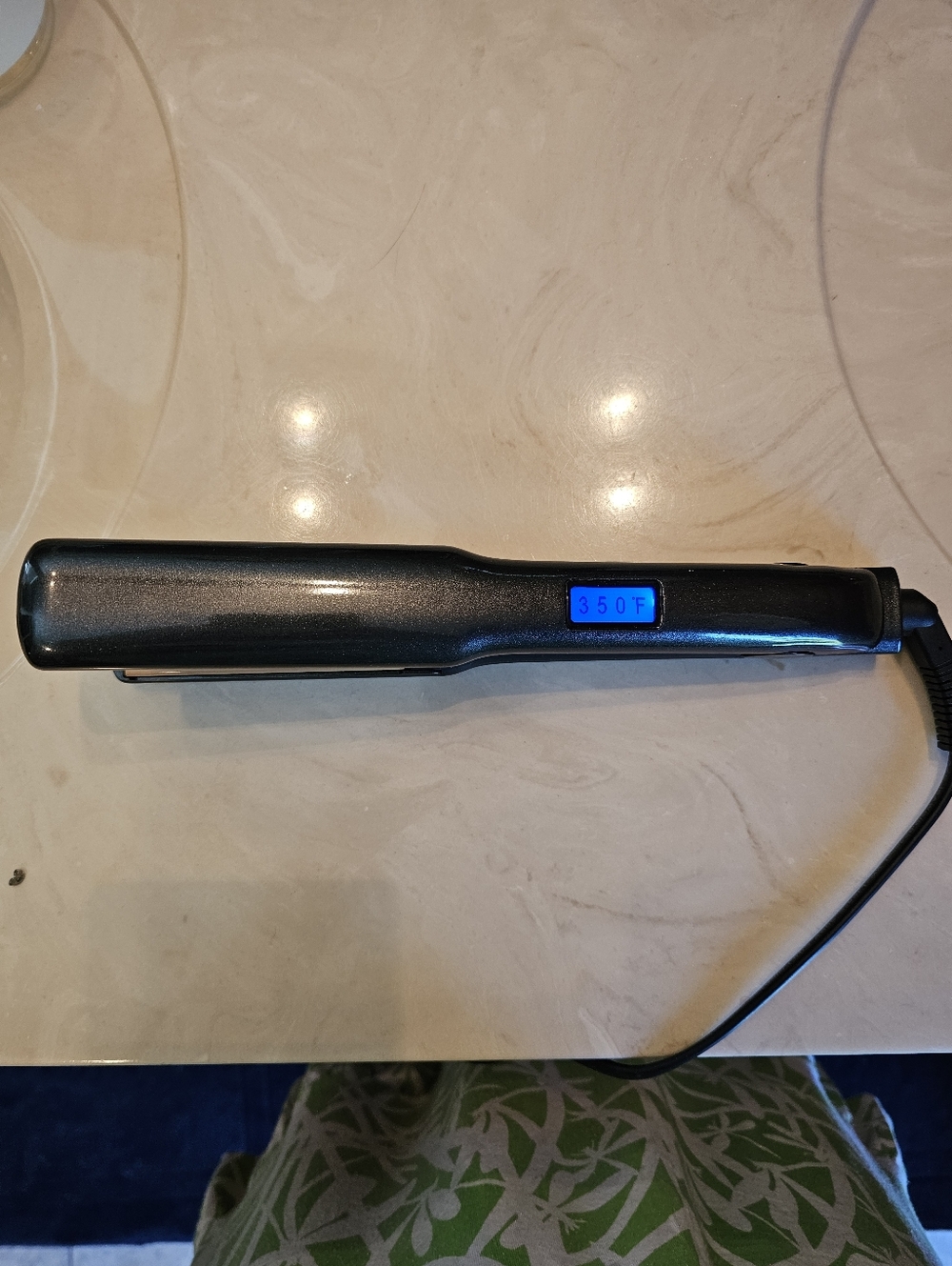 CHI G2 2nd Generation 1 1/4” Ceramic Titanium Flat Iron Grooming - Picture 7 of 7